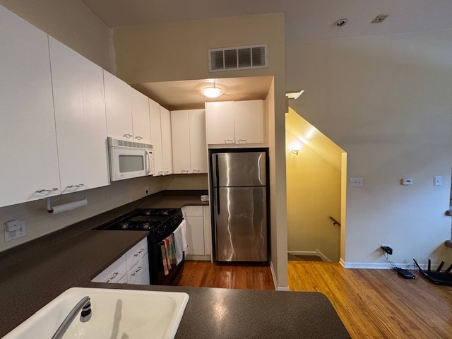 616 N Paulina Street 1 Property Photo 11