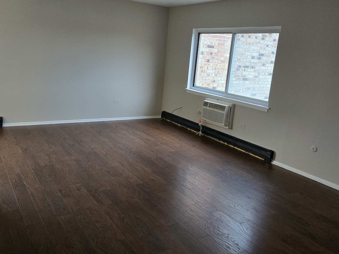 8655 1/2 W Foster Avenue 3b Property Photo 5