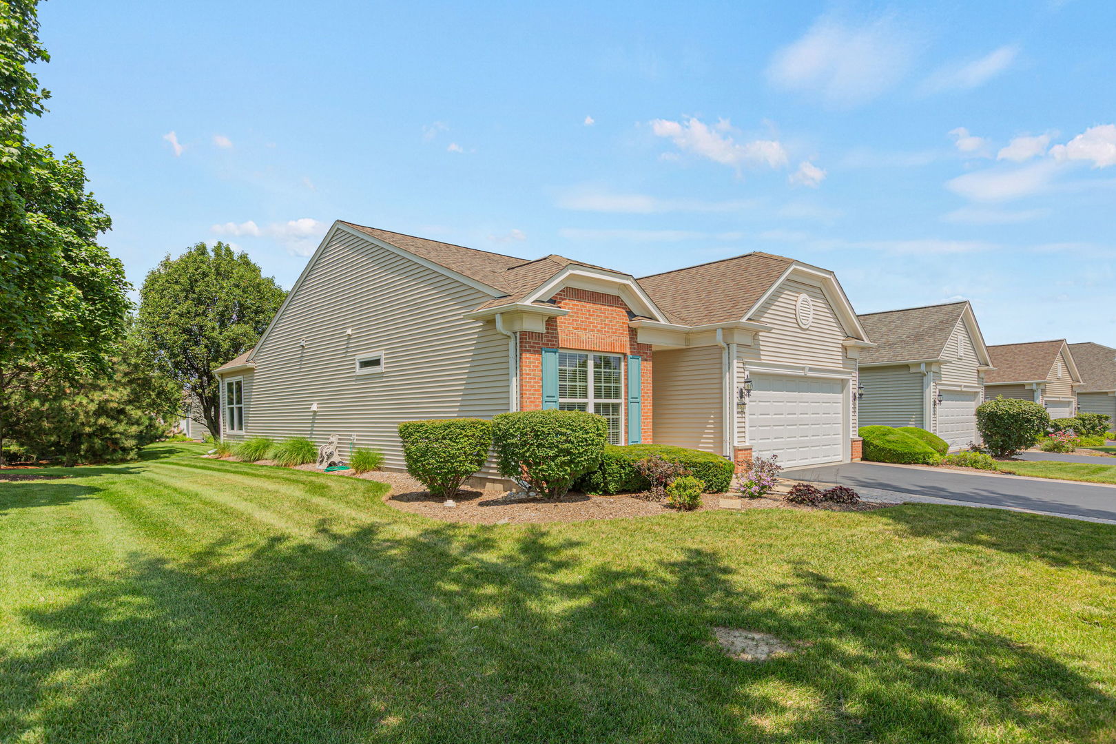 3364 Comstock Court Property Photo 3