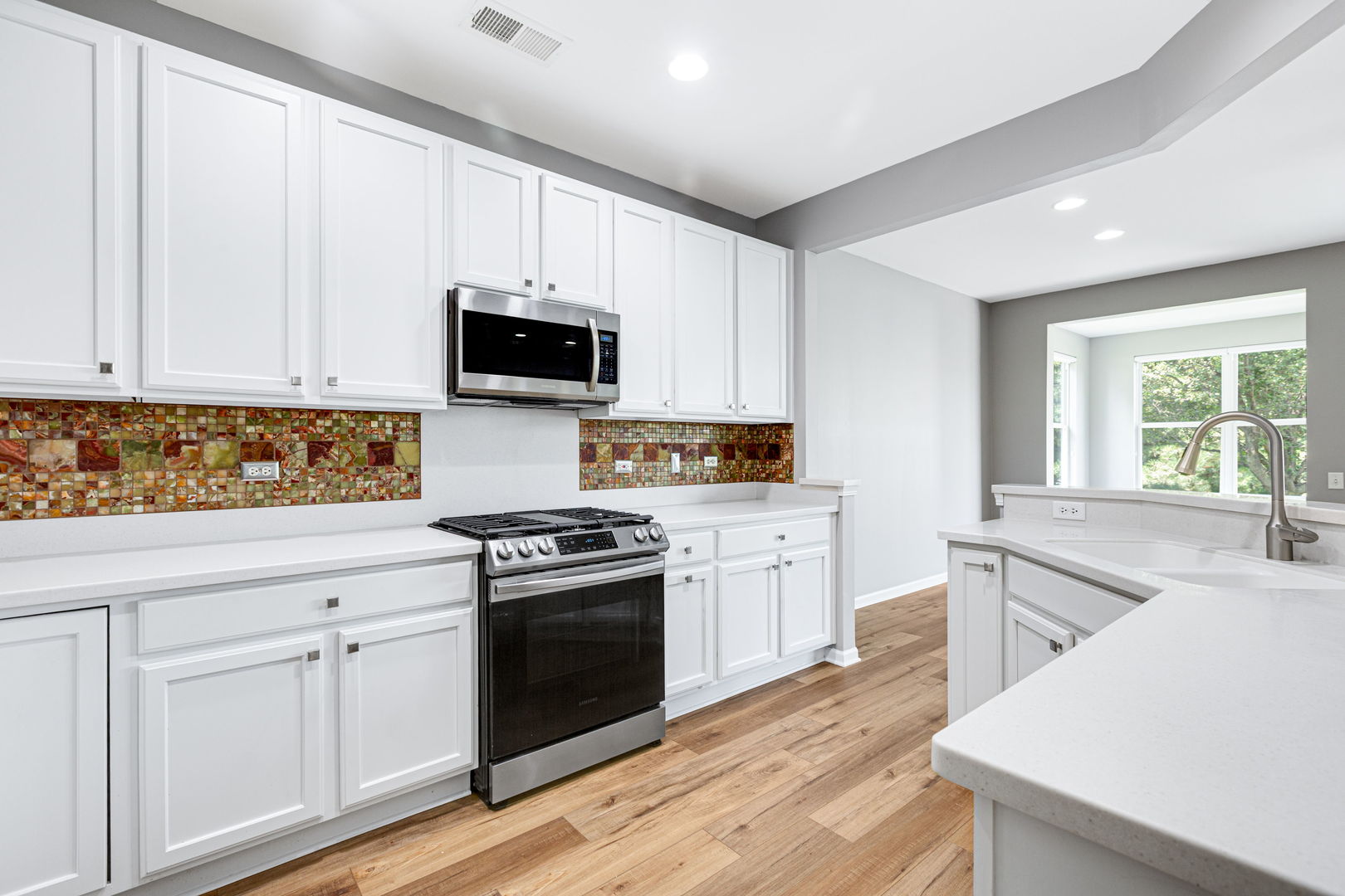 3364 Comstock Court Property Photo 10