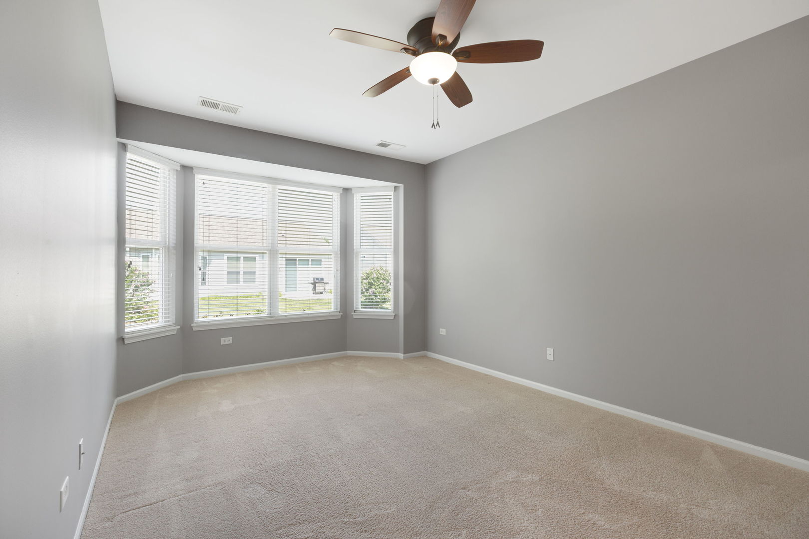 3364 Comstock Court Property Photo 17