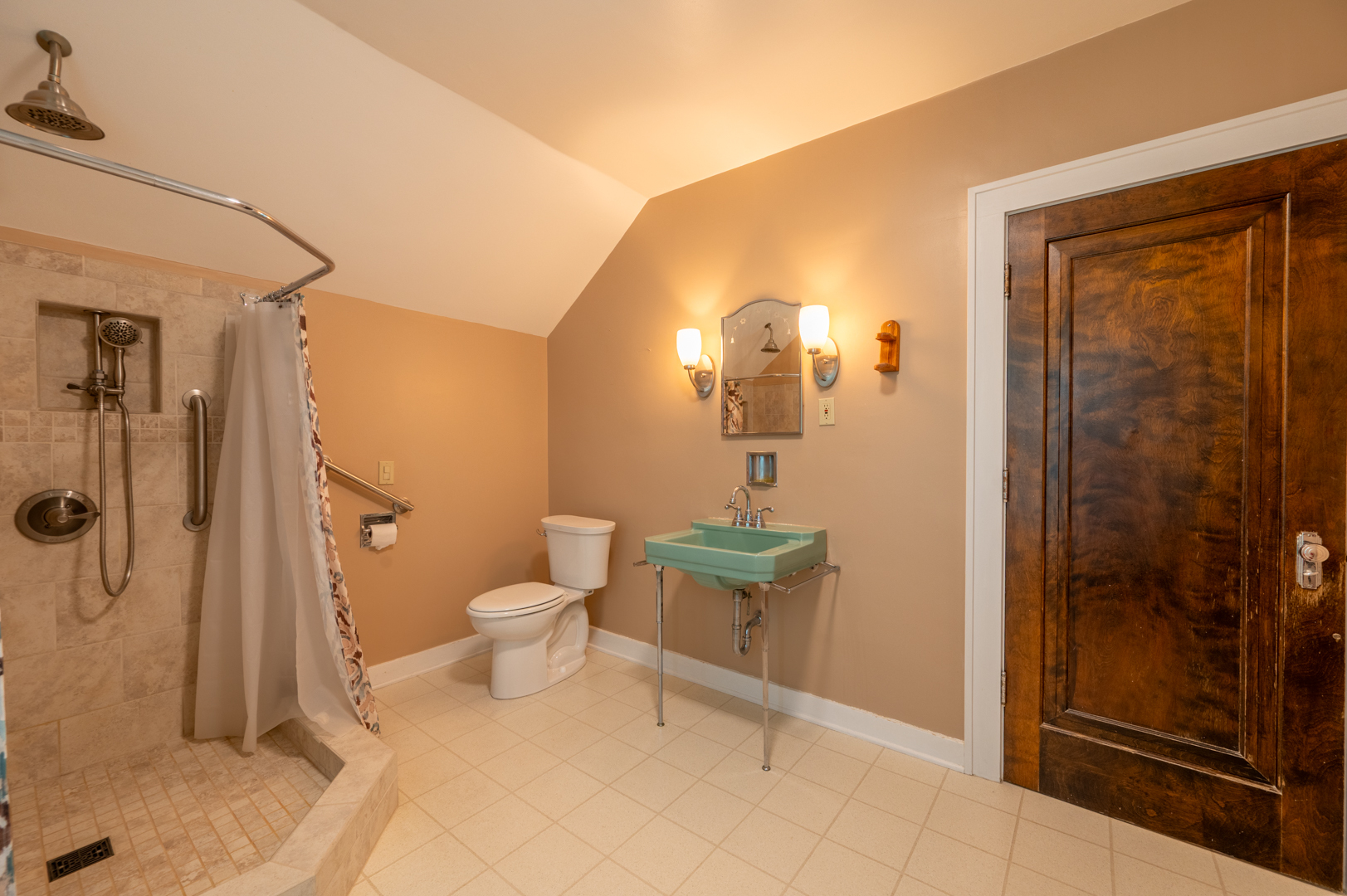 109 W Main Street Property Photo 46