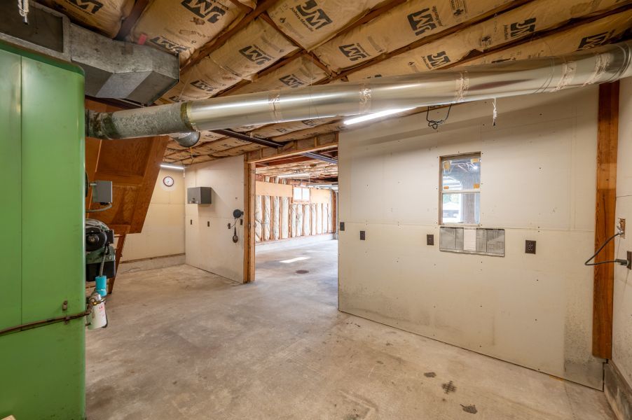 109 W Main Street Property Photo 59