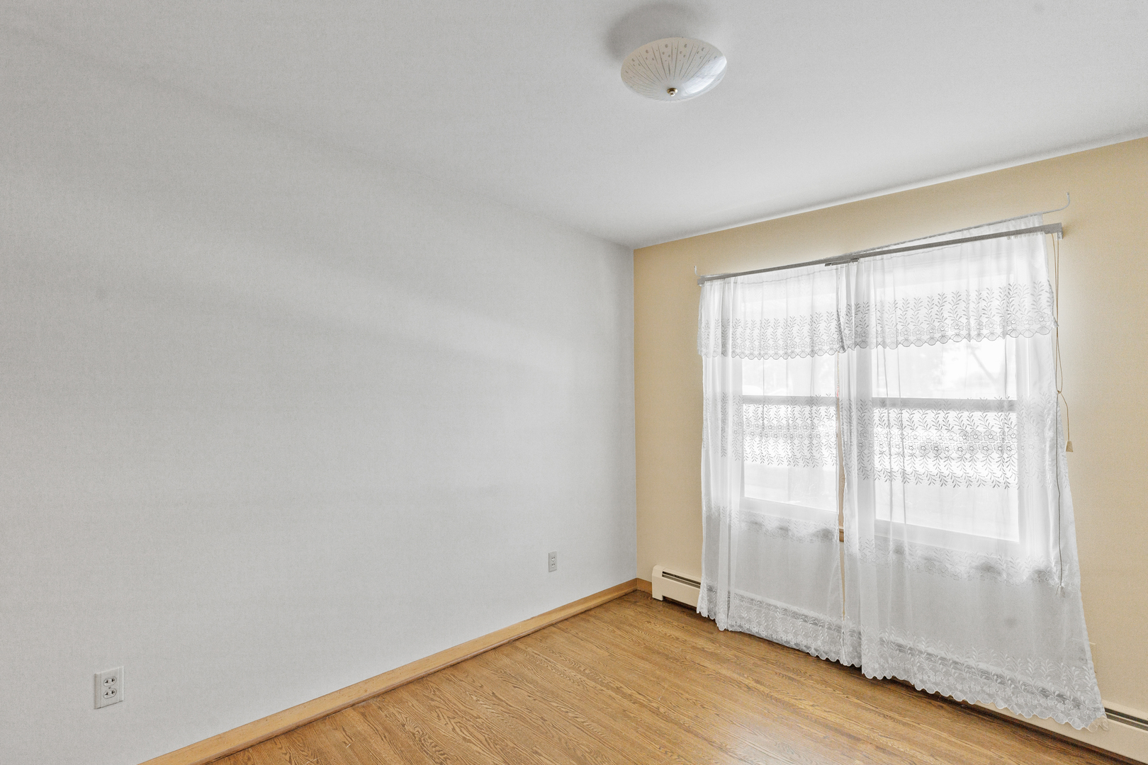 104 S Maple Street Property Photo 13