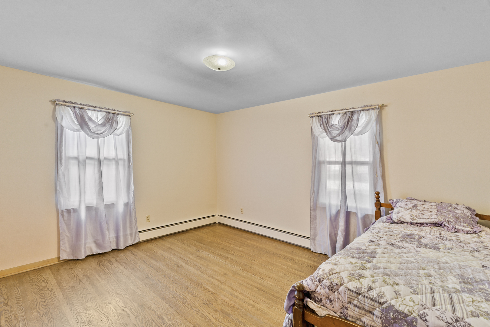 104 S Maple Street Property Photo 14