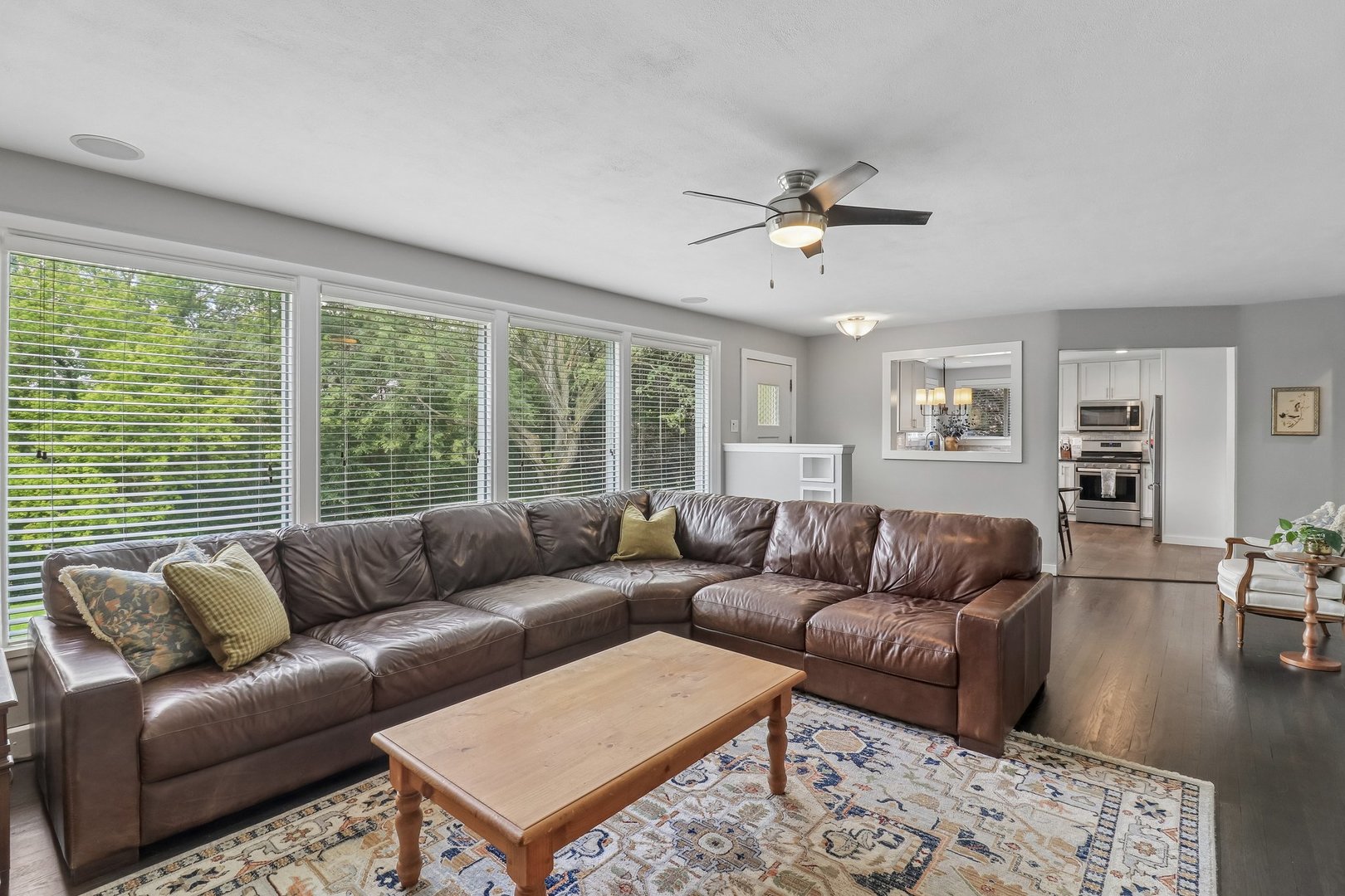 23579 W Windsor Terrace Property Photo 11