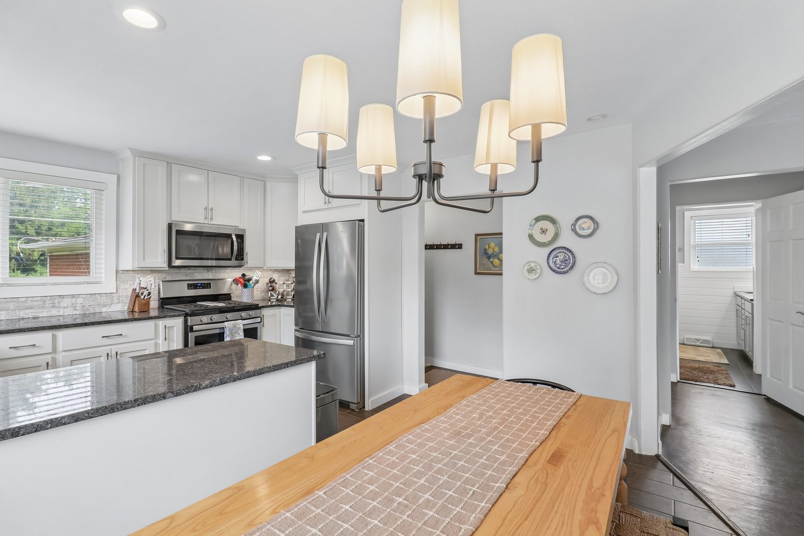 23579 W Windsor Terrace Property Photo 13