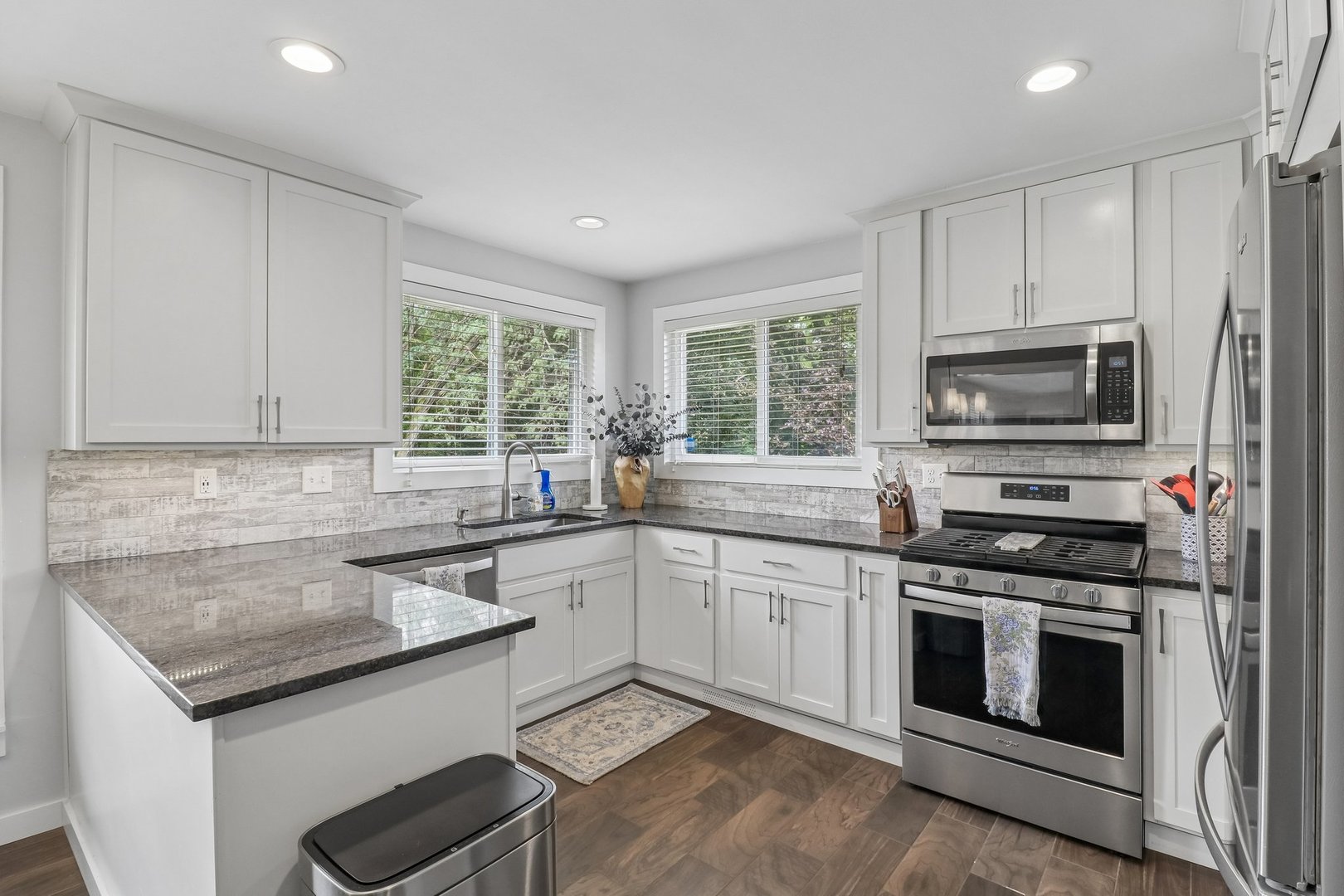 23579 W Windsor Terrace Property Photo 15
