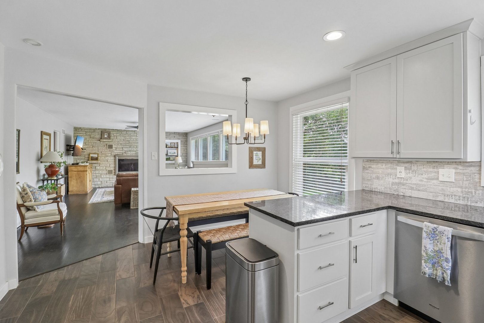 23579 W Windsor Terrace Property Photo 16