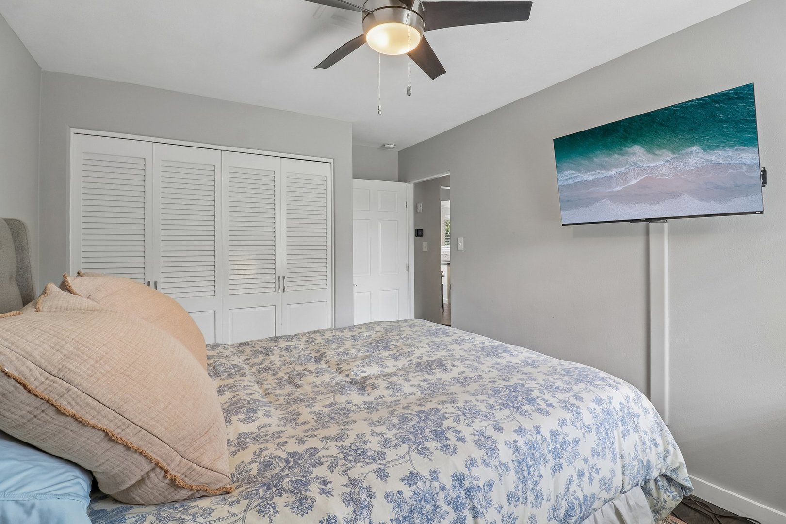 23579 W Windsor Terrace Property Photo 19