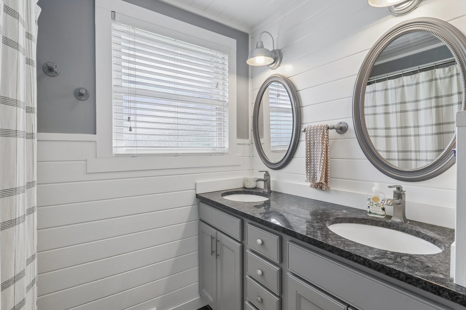 23579 W Windsor Terrace Property Photo 21