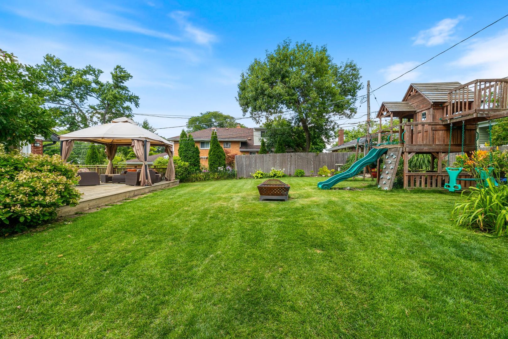 514 Eldon Place Property Photo 32