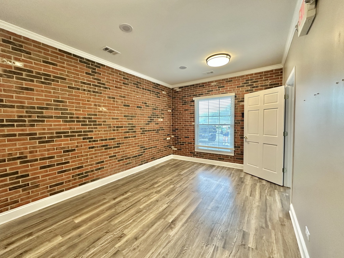 15717 Wolf Road Property Photo 2