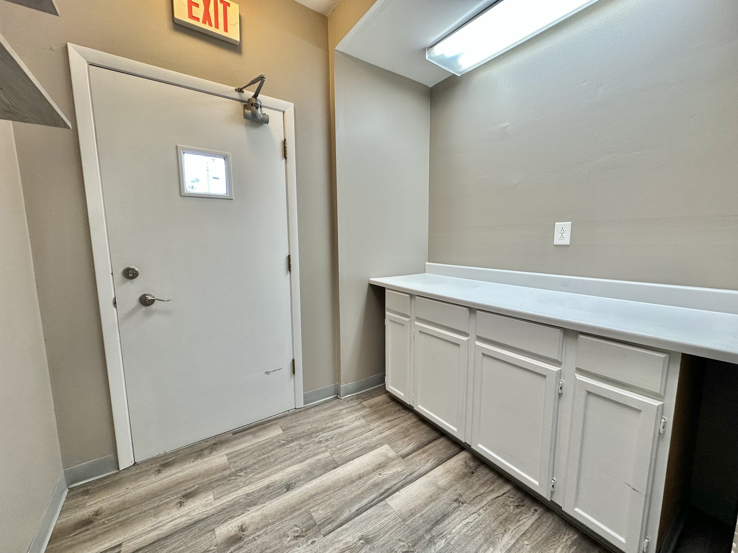 15717 Wolf Road Property Photo 13