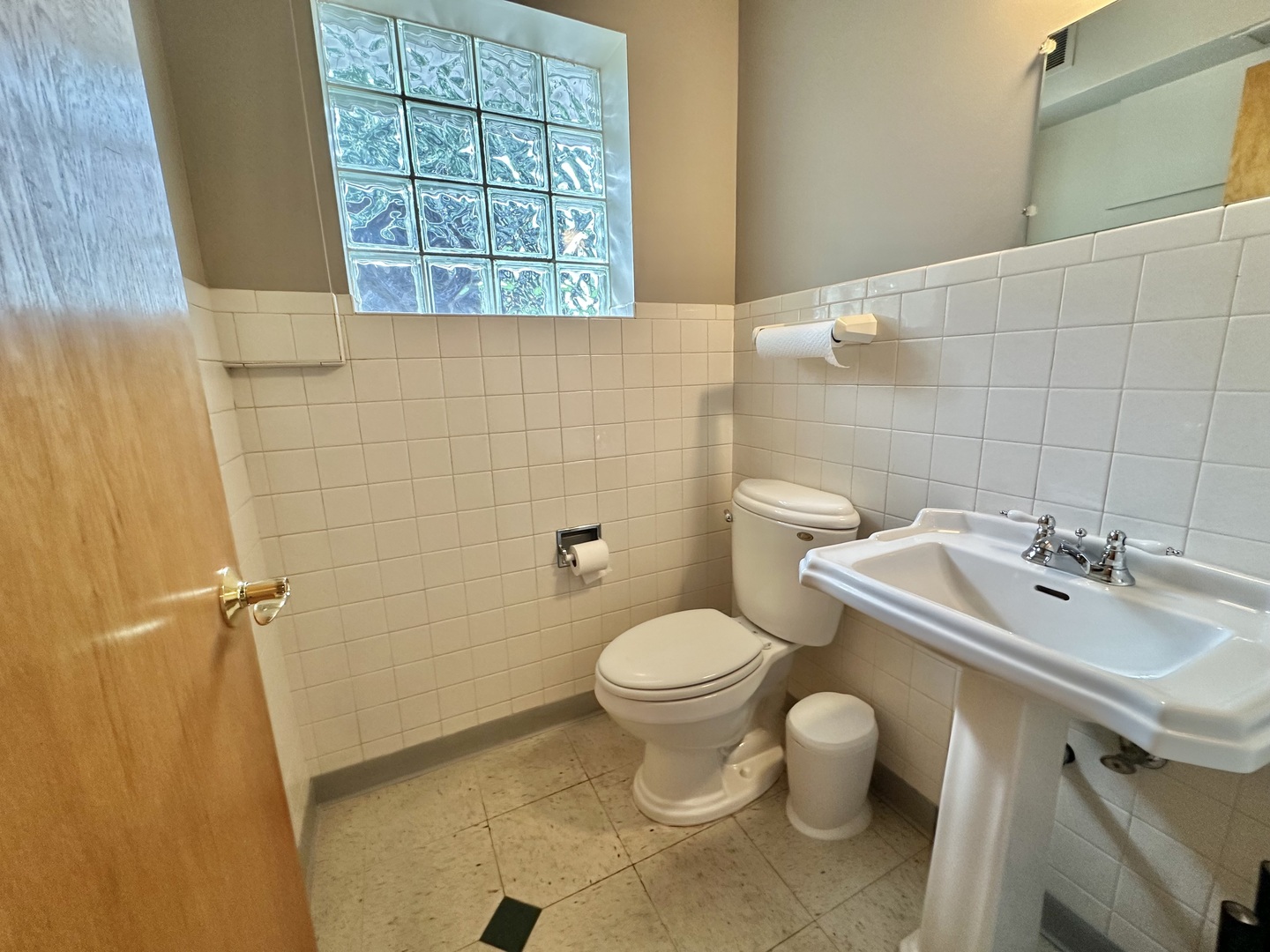 15717 Wolf Road Property Photo 16