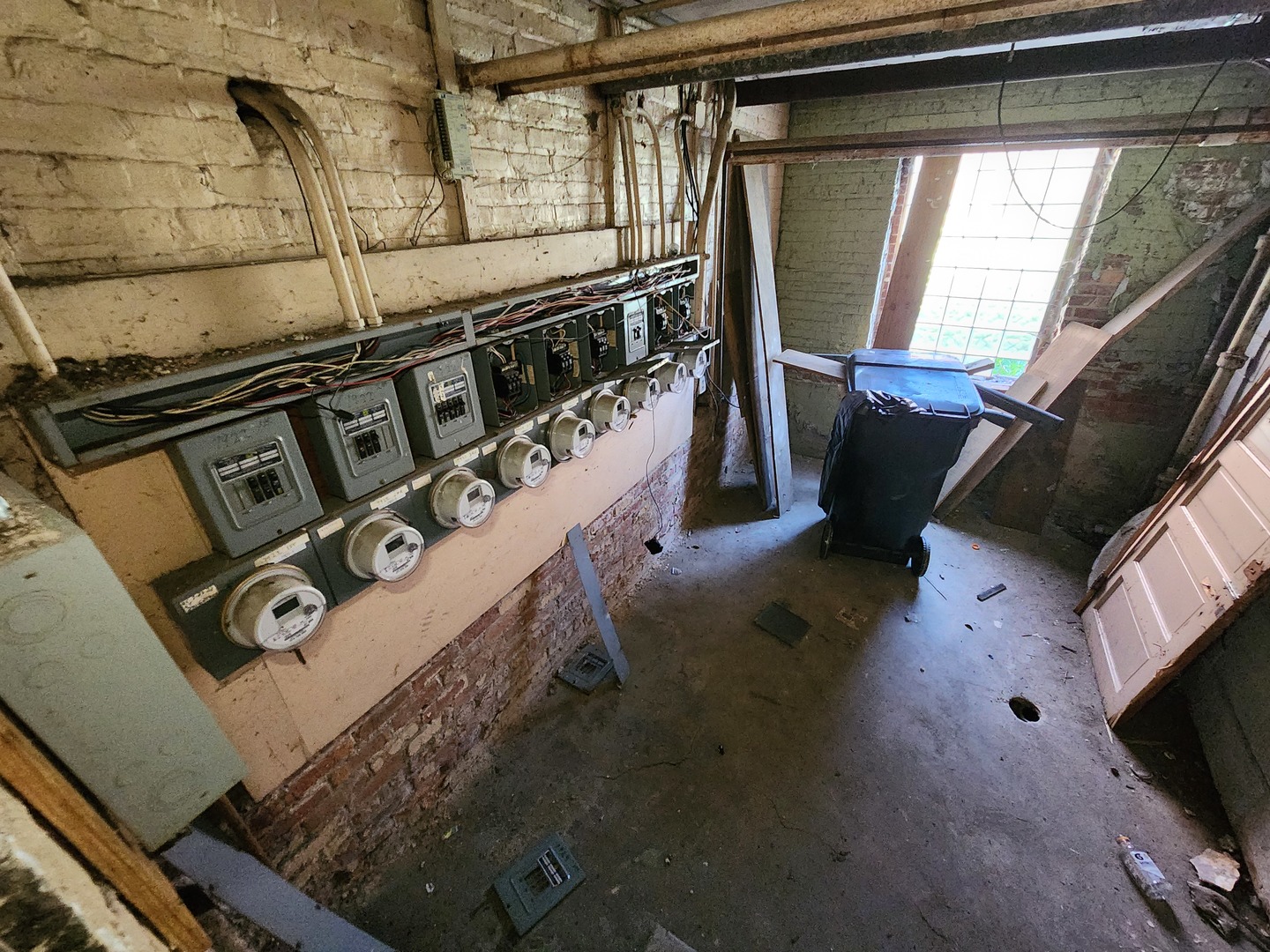 7908 S Ingleside Avenue Property Photo 11