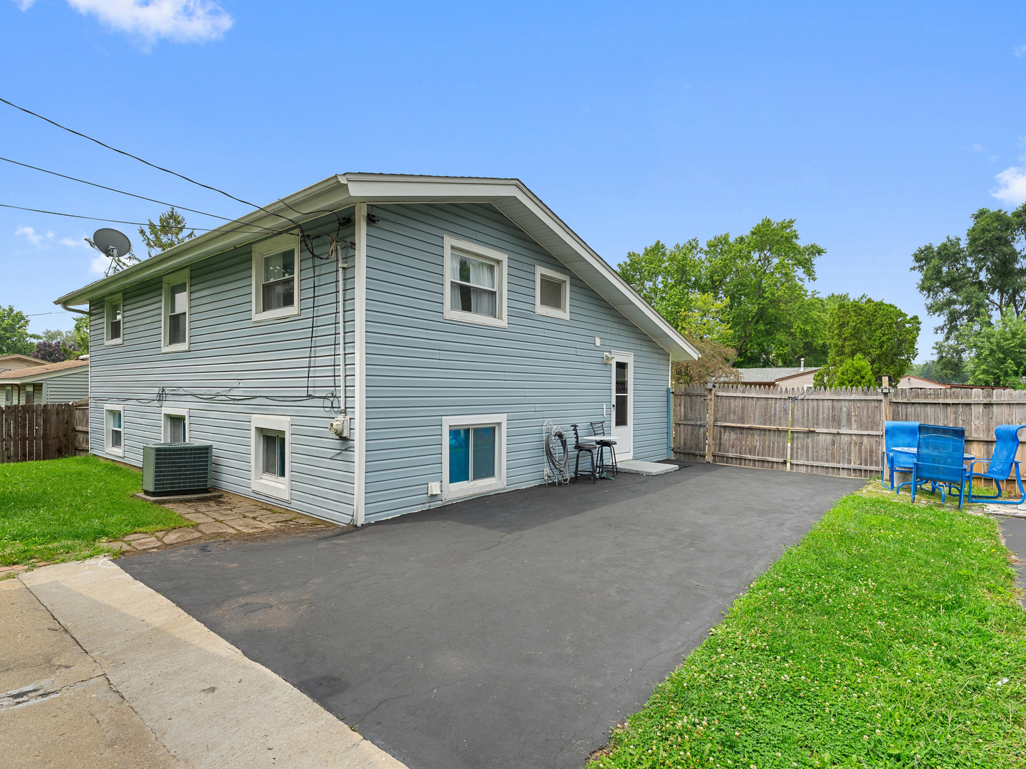625 Jefferson Avenue Property Photo 15