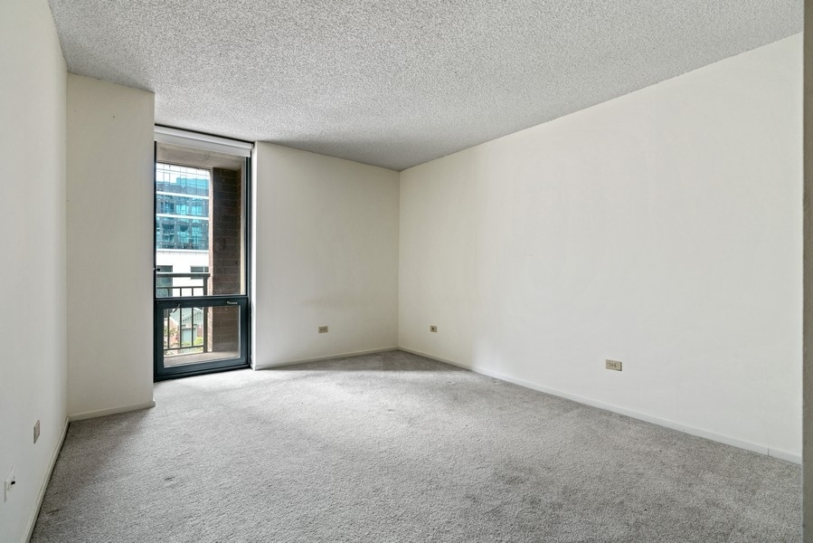 440 N Mcclurg Court 520 Property Photo 10