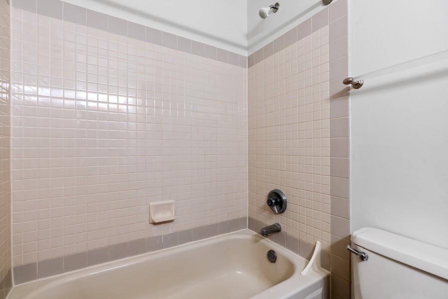 440 N Mcclurg Court 520 Property Photo 14