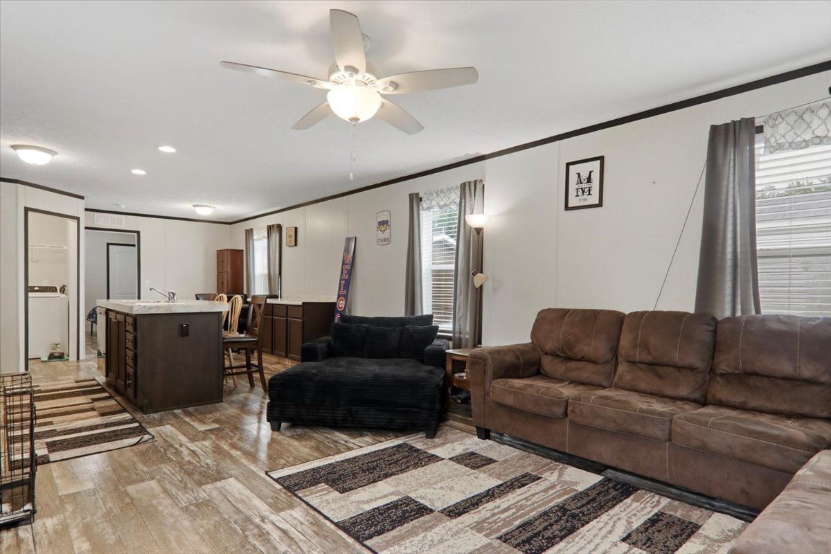 508 Parkland Drive Property Photo 3