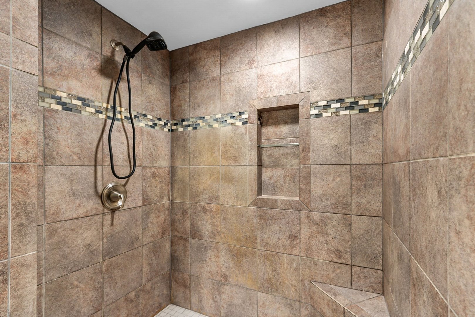 205 E South Street Property Photo 19