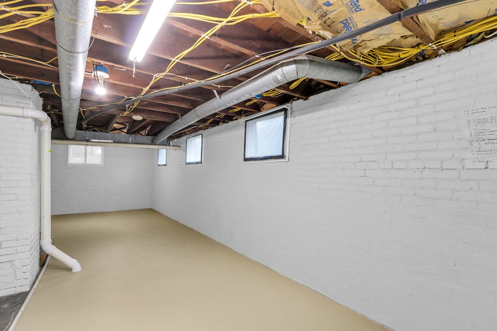 205 E South Street Property Photo 25