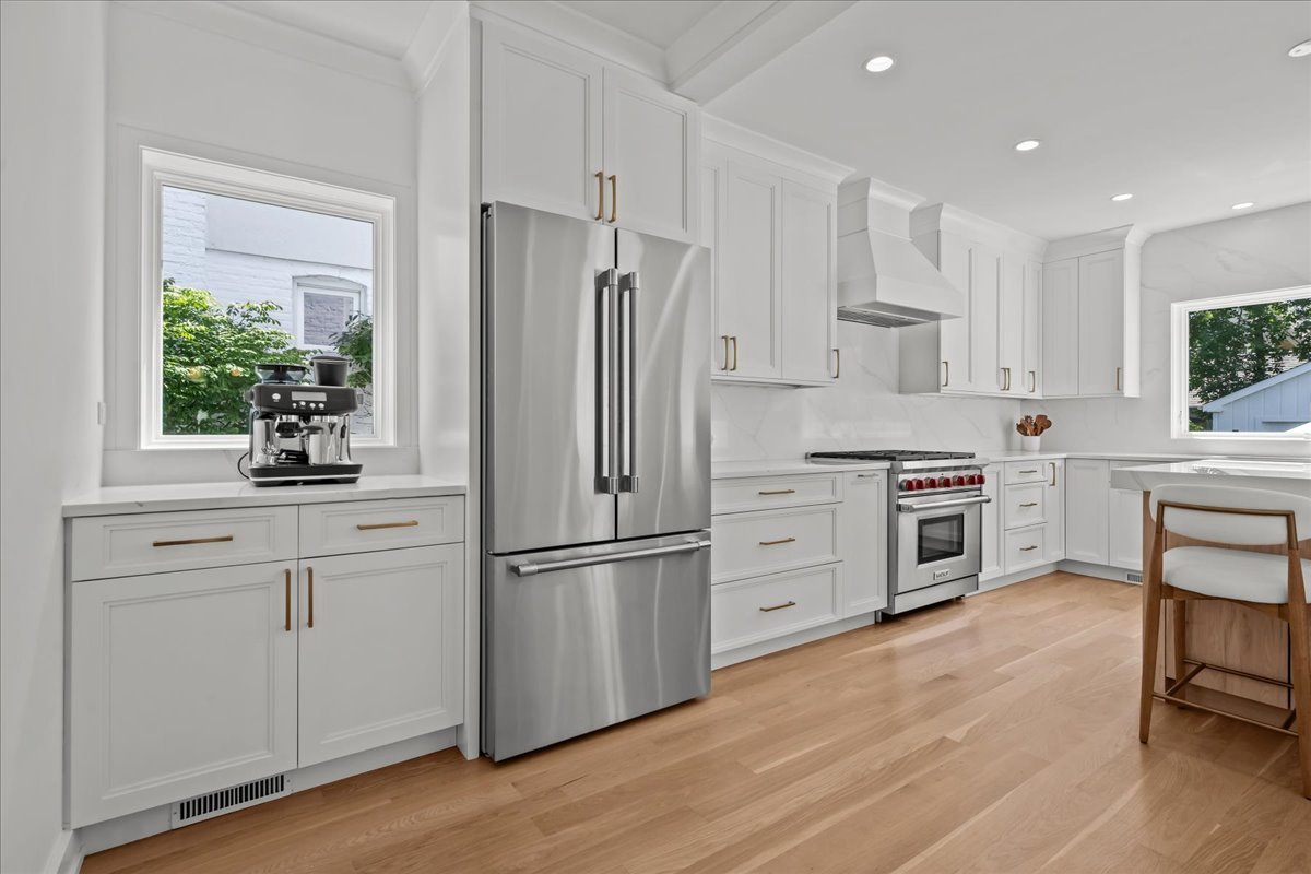 704 Roger Avenue Property Photo 15