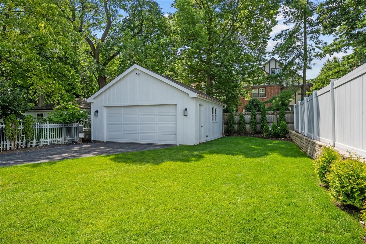 704 Roger Avenue Property Photo 43