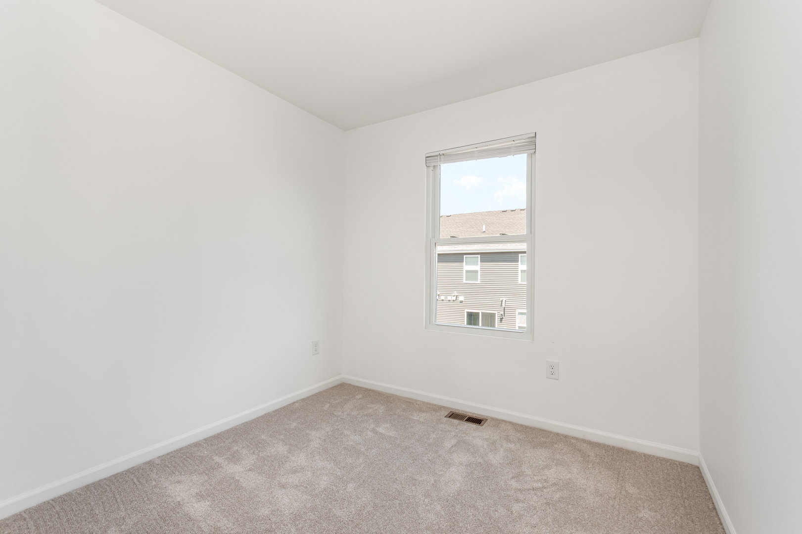2131 Sassafras Way C Property Photo 11