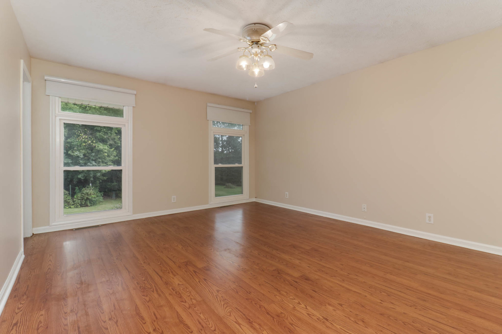 19356 Nottingham Drive Property Photo 17