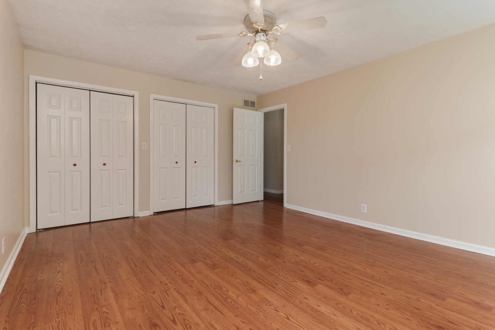 19356 Nottingham Drive Property Photo 18