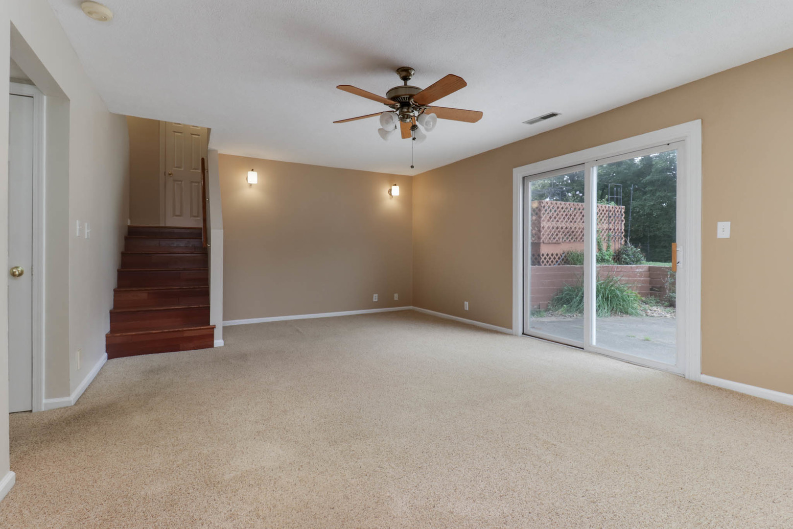 19356 Nottingham Drive Property Photo 29