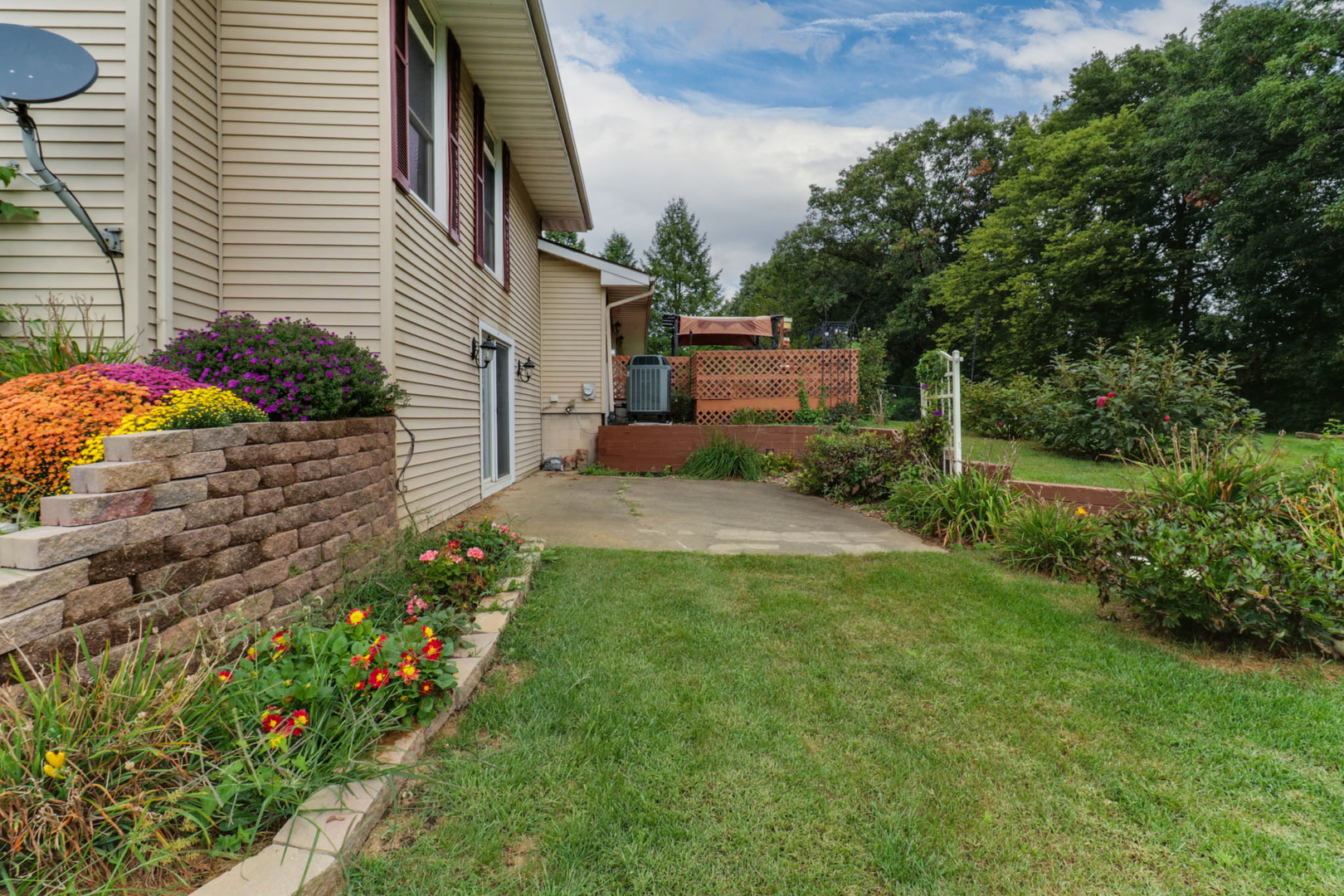 19356 Nottingham Drive Property Photo 45