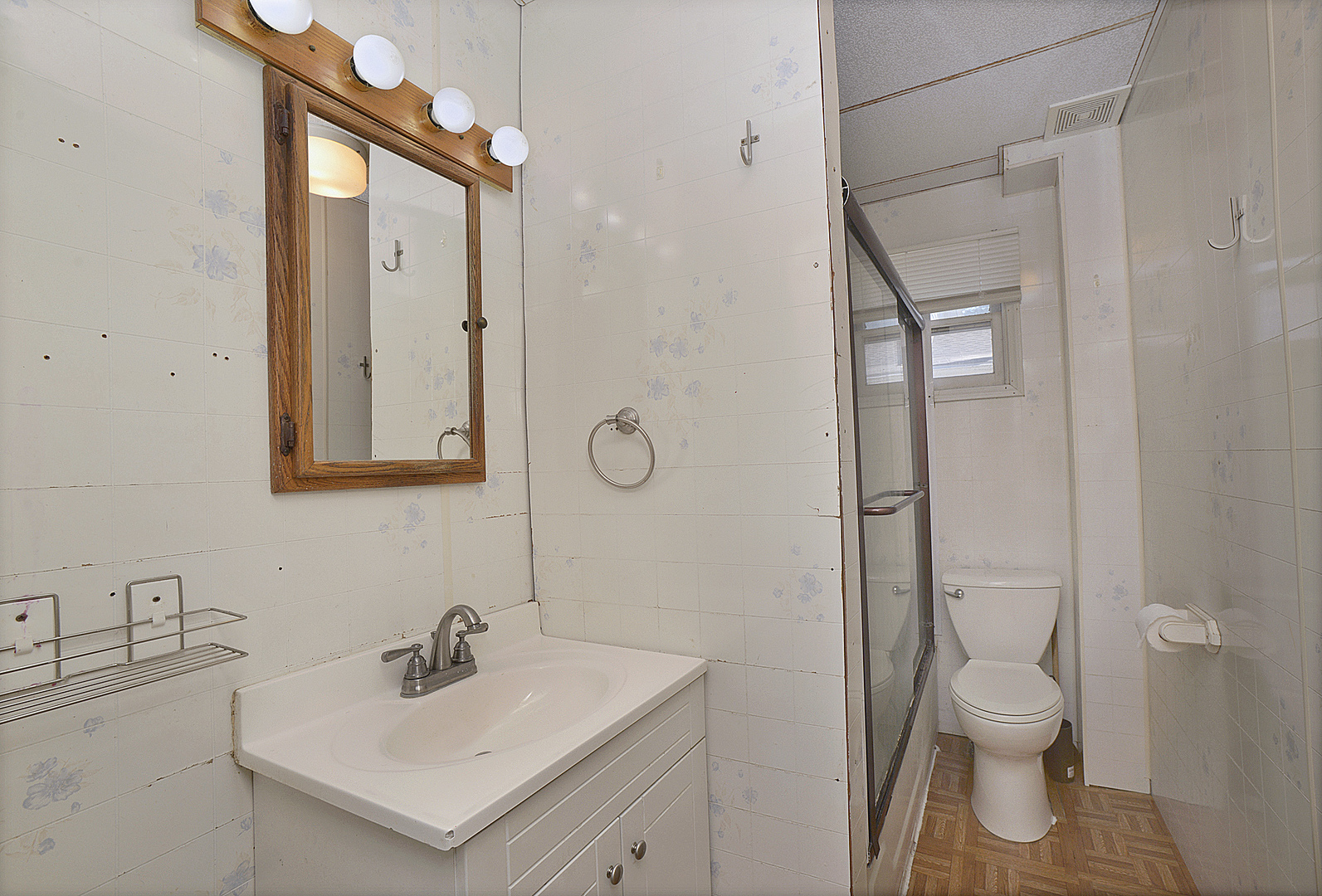 915 Illinois Avenue Property Photo 6