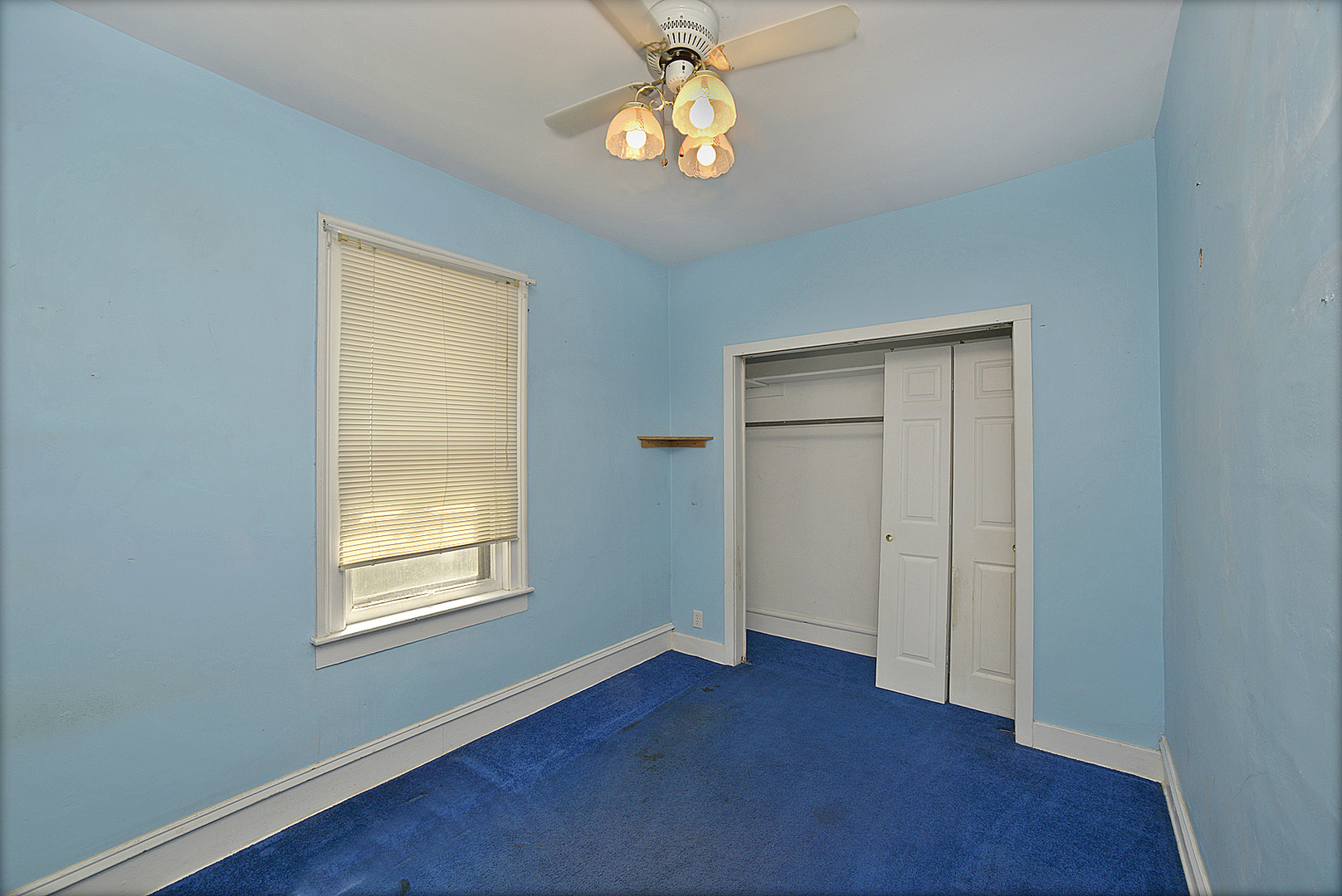 915 Illinois Avenue Property Photo 8