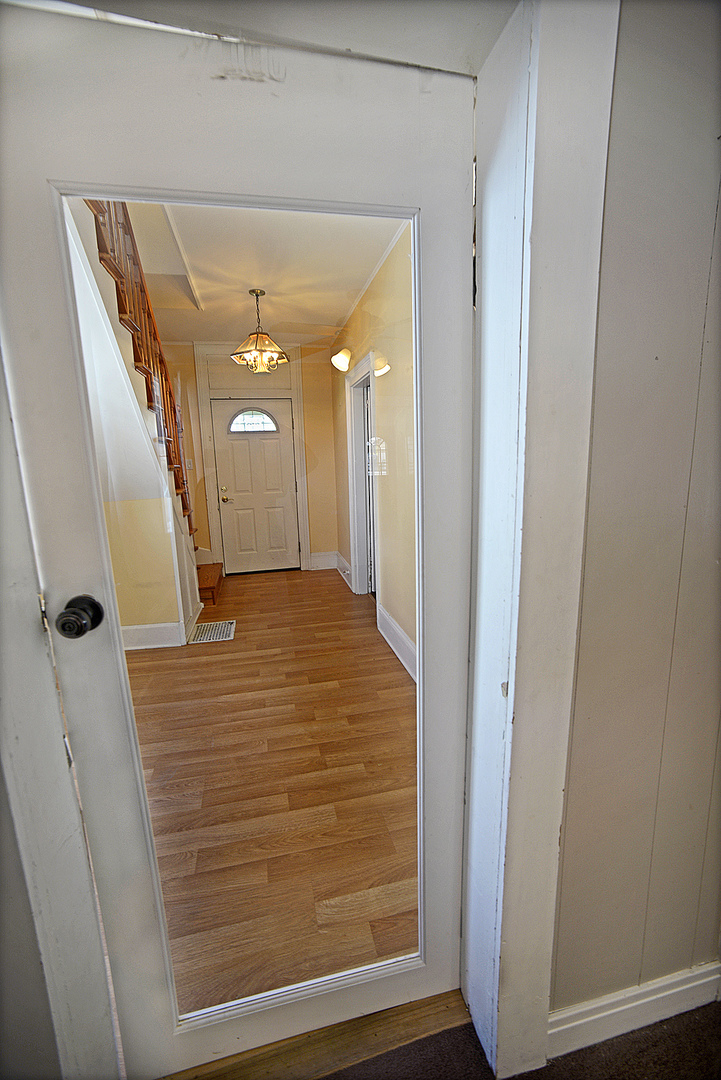 915 Illinois Avenue Property Photo 11