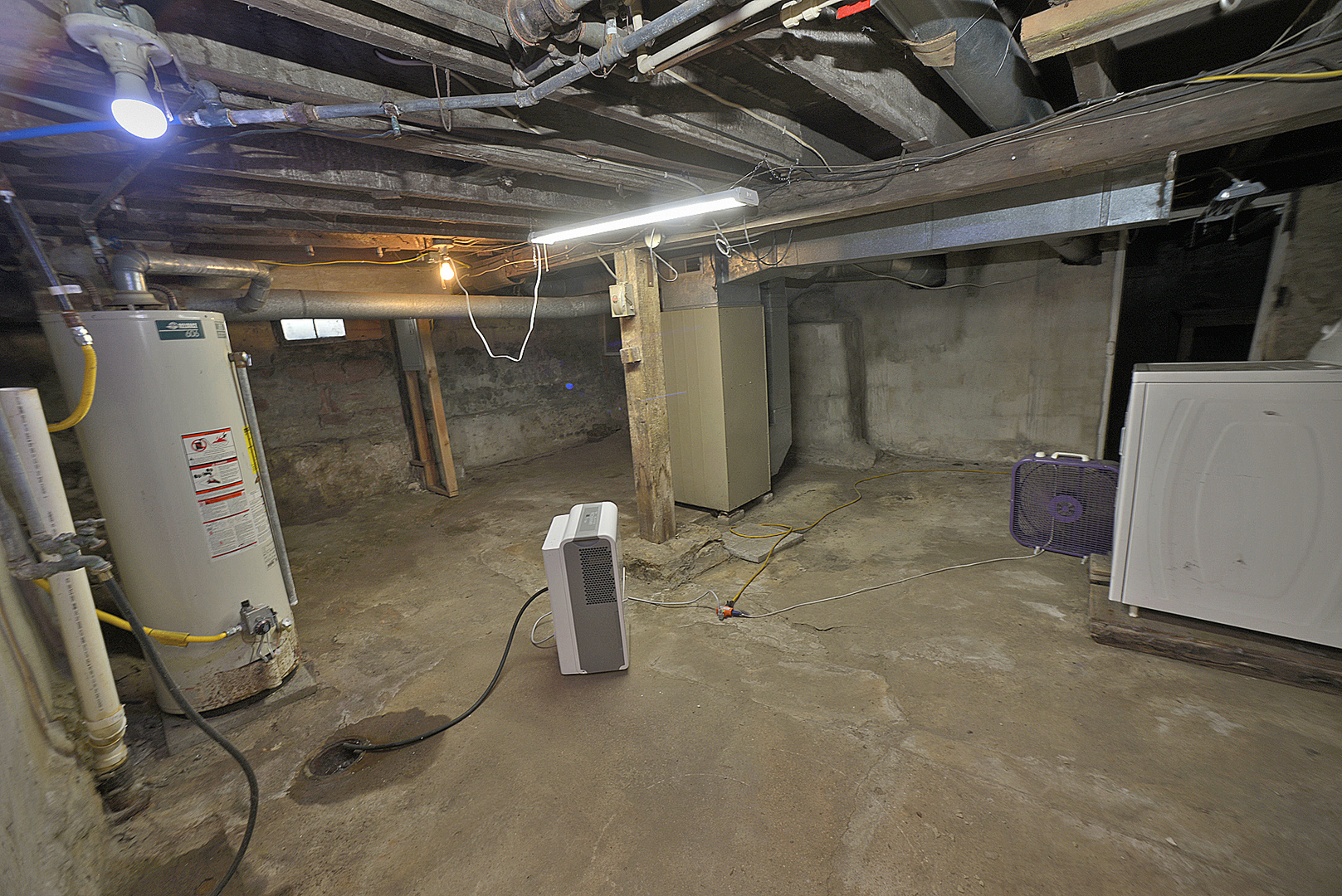 915 Illinois Avenue Property Photo 14
