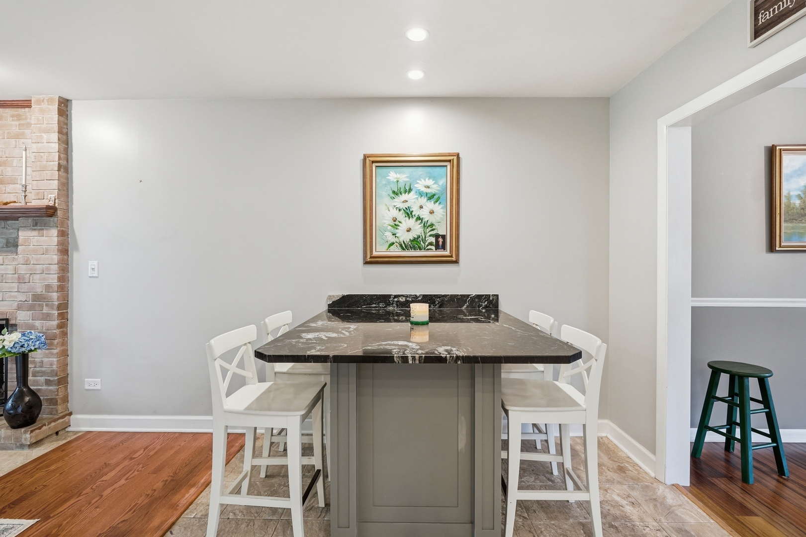 919 Hillview Drive Property Photo 14