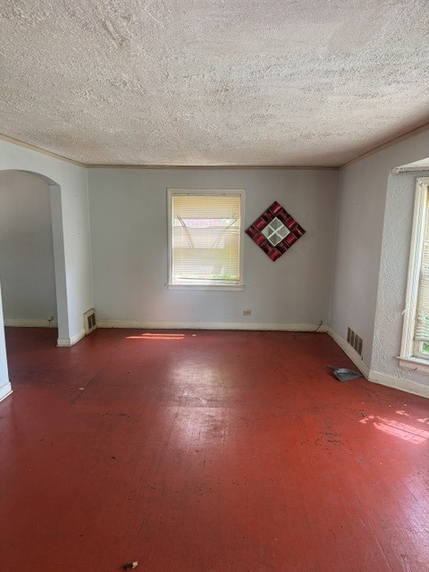 2514 E 97th Street Property Photo 5