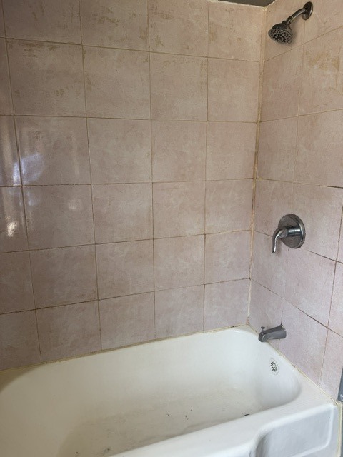 2514 E 97th Street Property Photo 13