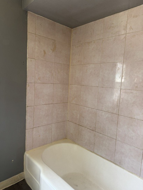 2514 E 97th Street Property Photo 14