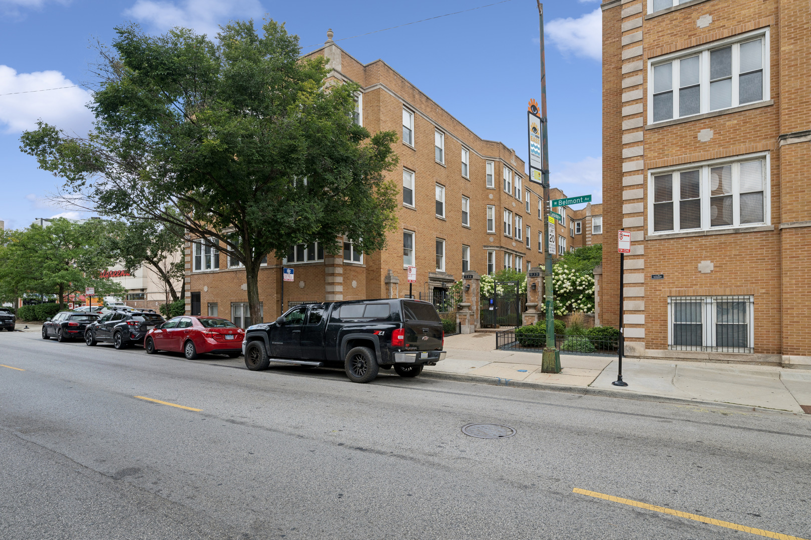 534.5 W Belmont Avenue 1n Property Photo 13