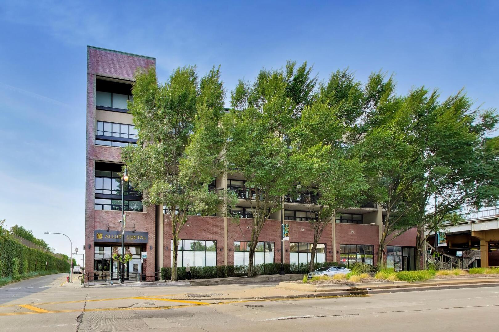 1805 W Irving Park Road Property Photo 23