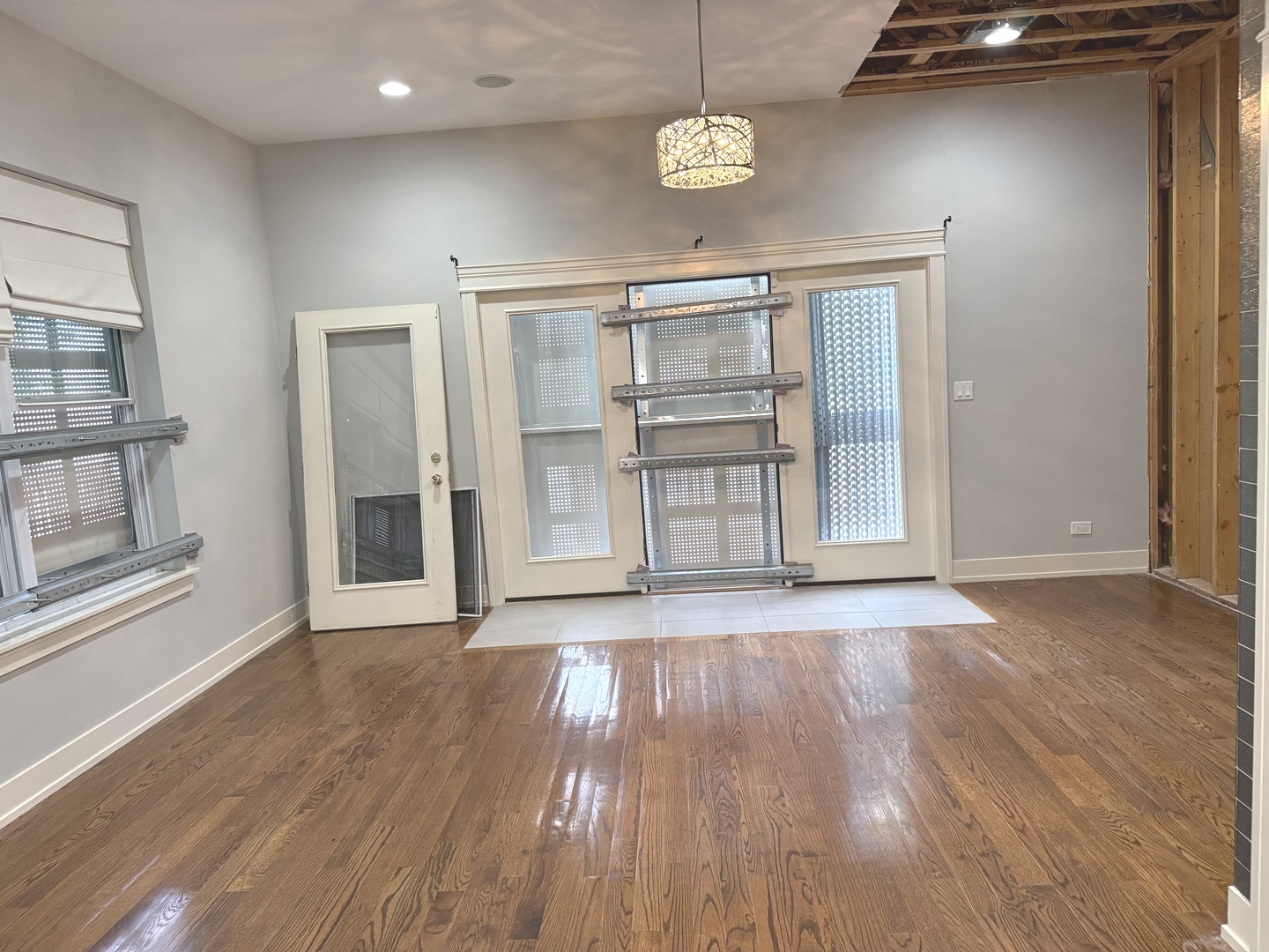 544 E 46th Place Property Photo 11