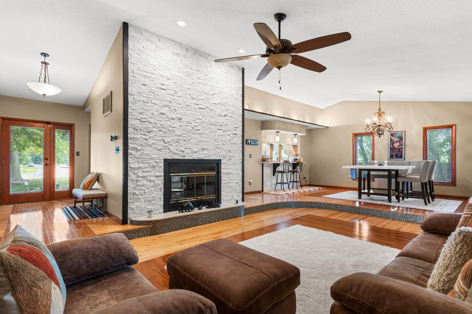 2106 Hagan Boulevard Property Photo 3