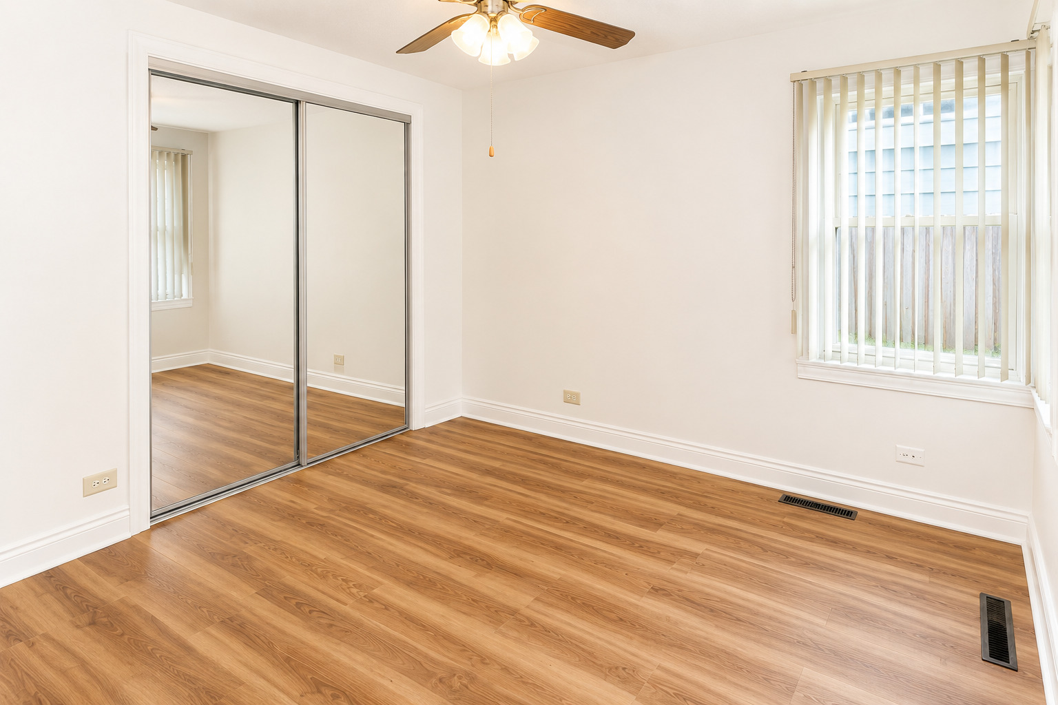11536 S Ridgeland Avenue Property Photo 9