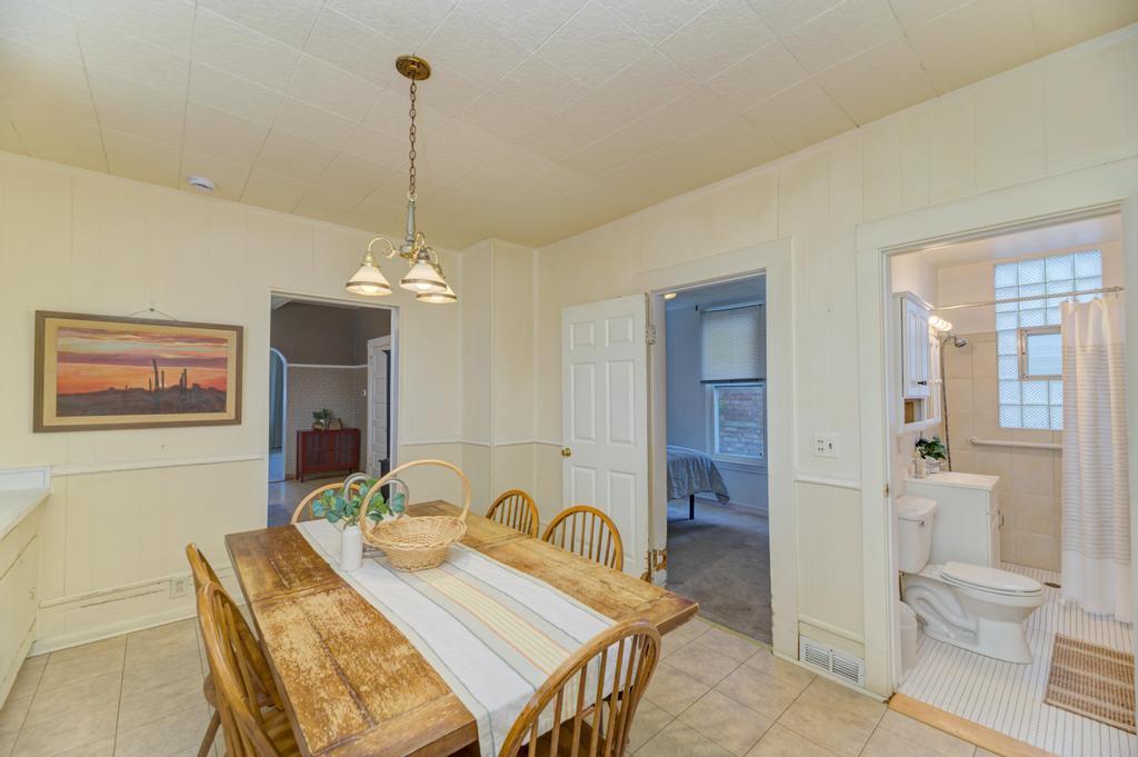 3721 S 53rd Court Property Photo 14