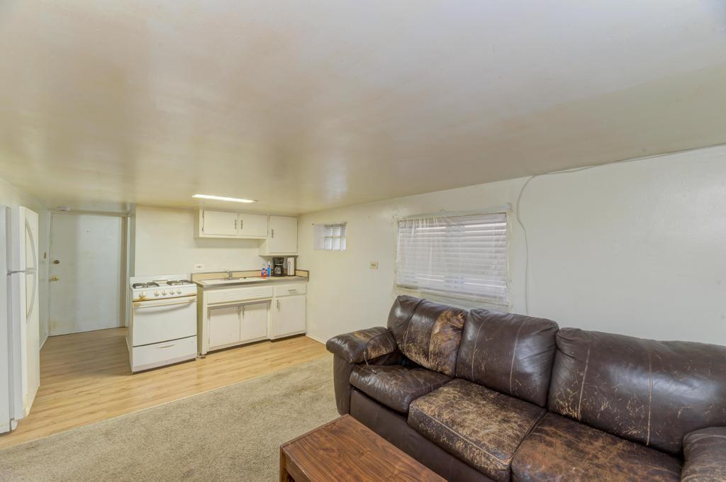 3721 S 53rd Court Property Photo 27
