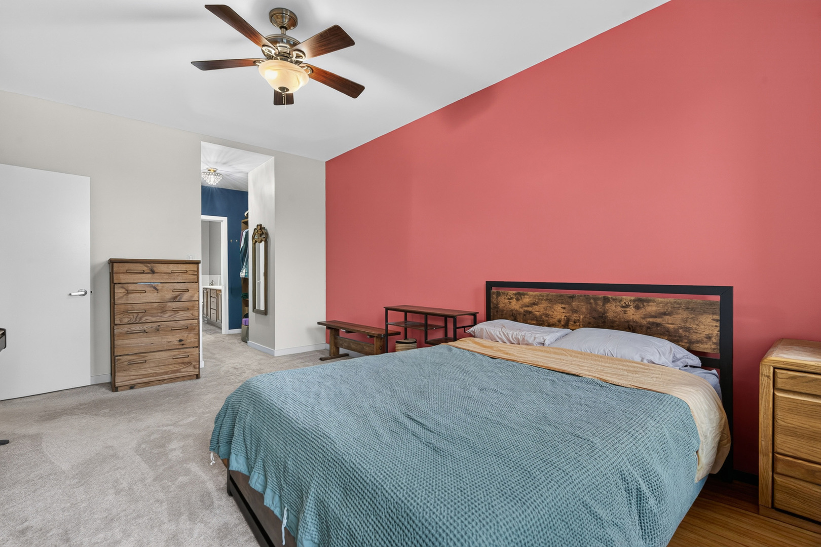 2510 W Irving Park Road 303 Property Photo 10