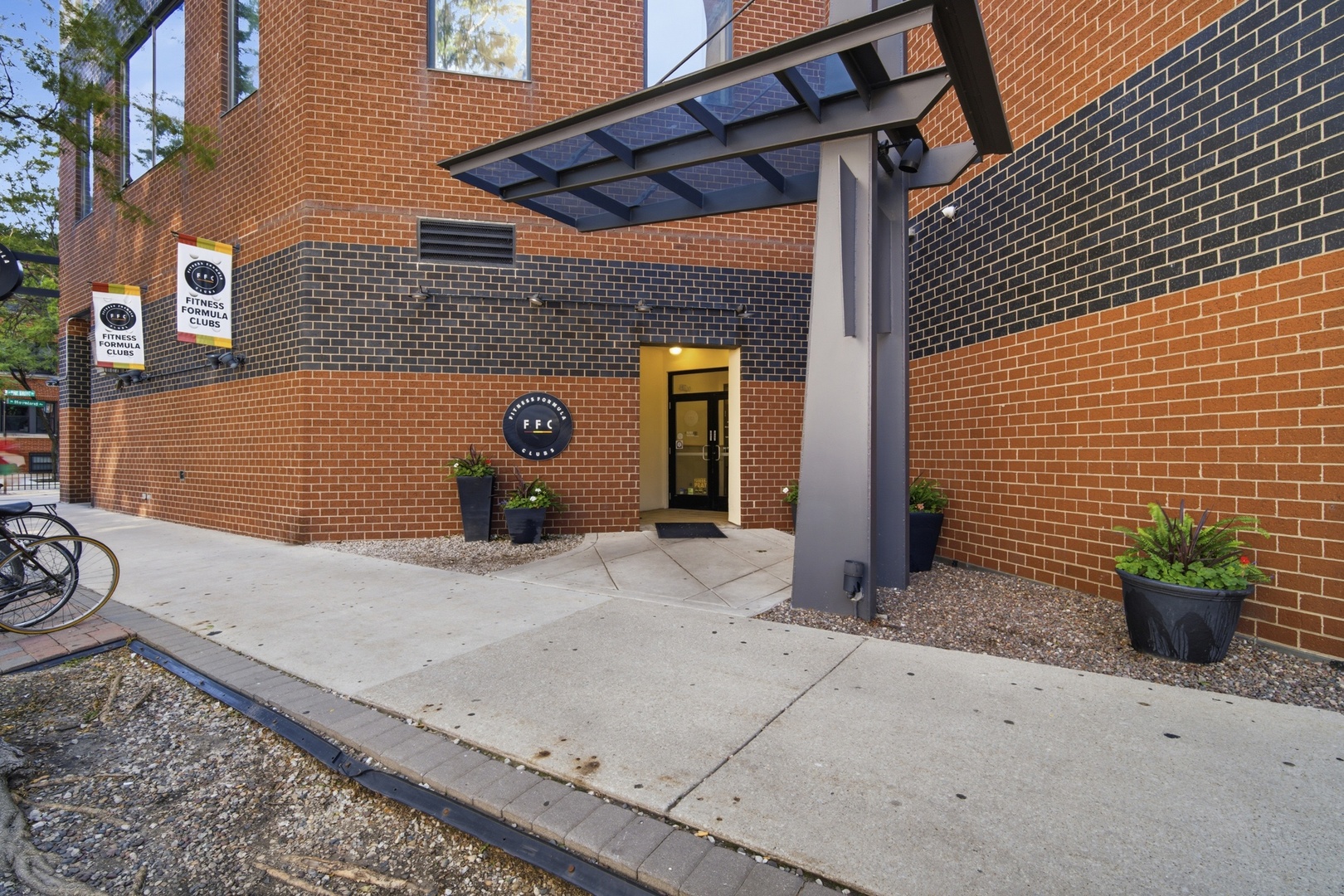 3660 N Lake Shore Drive 1506 Property Photo 3